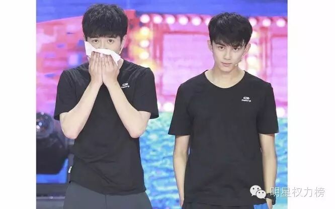 吴亦凡vs杨洋vs井柏然vs张翰,男明星综艺同框谁更帅!