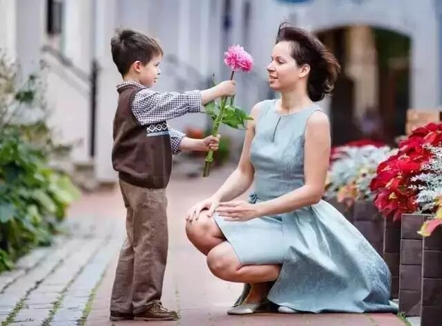 世界上有这样一个人,美过高圆圆,胜过范冰冰!