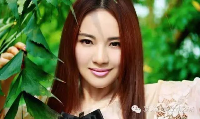 她是李冰冰同学,赵薇情敌,33岁淋巴癌去世!重疾年轻...