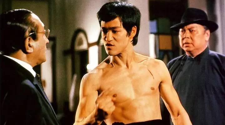 酷图  《精武门》44周年,定格李小龙