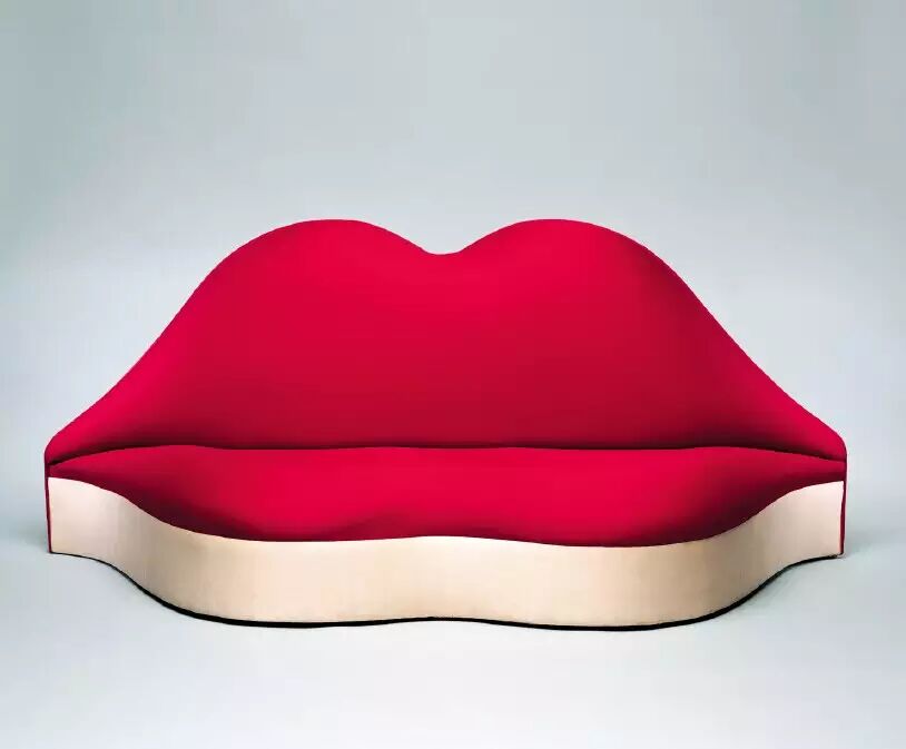 达利：质疑物质和时间的梦境