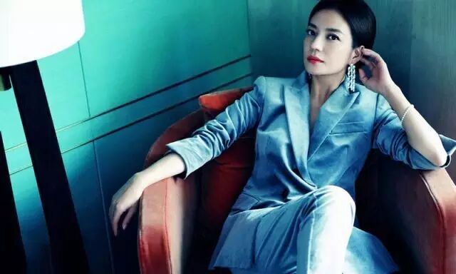 50亿身价的女人,赵薇,听她说的话就知道她的情商有多高...