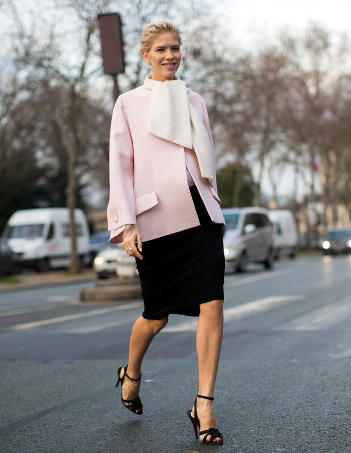 时尚圈的女人都太拼,就算怀孕,腹肌和高跟鞋也不能少!-怀孕期