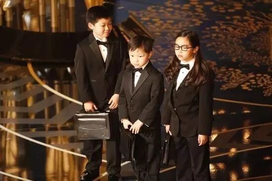 奥斯卡主持调侃亚裔惹书豪不满 王力宏为亚洲演员鸣不平