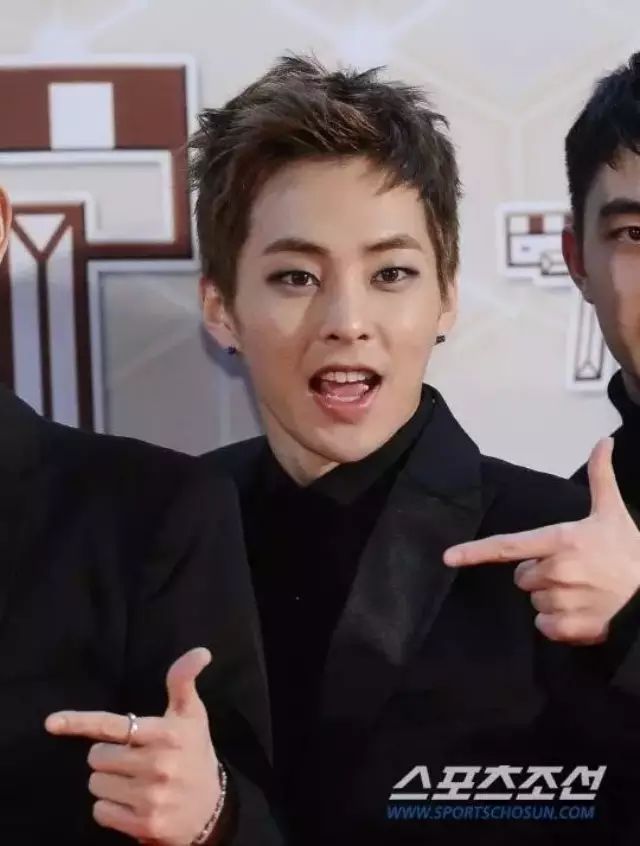 EXO成员XIUMIN《偶运会》负伤 正在医院接受治疗