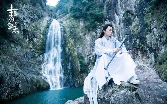 李易峰《诛仙青云志》再曝仙气剧照 网友:春风十里不如李