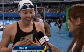 【八卦】最强行走表情包傅园慧?隔壁老张家表示不服