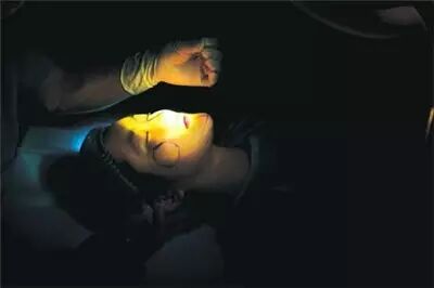 45岁王菲被爆已怀孕3个月;长春光复路一门市起火 疑因库房电线老化【速读今日】-怀孕期