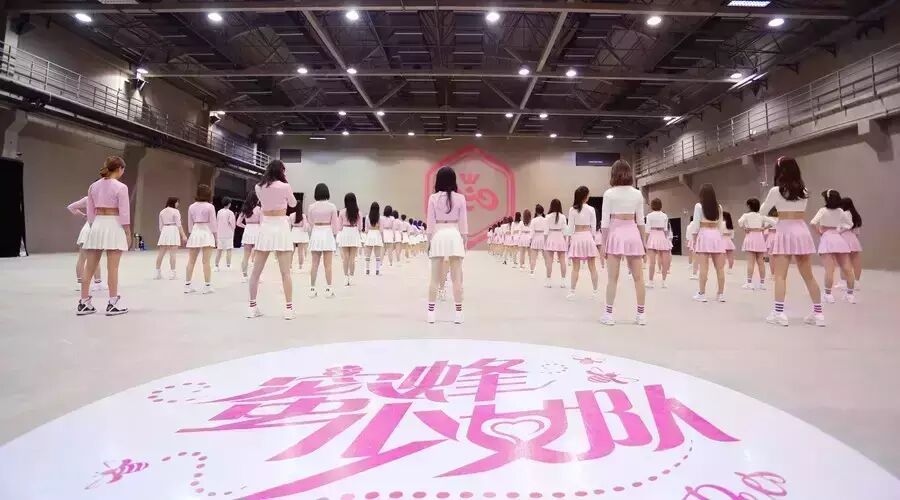 吴奇隆谢霆锋“持枪暗战” 3月12日火力全开