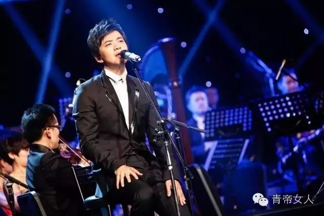 李健:对全世界高冷,只对一个人卖萌