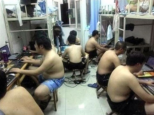 铁道部12306官网如何体现了互联网思维？,互联网的一些事