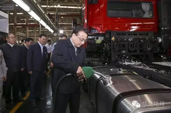 總理親臨安斯福妙樂客戶車間