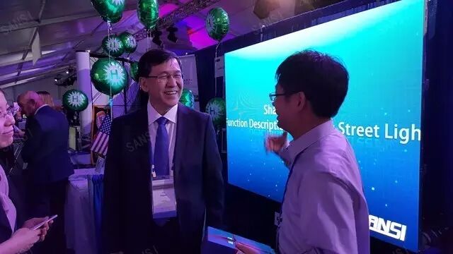 【高工LED·关注】新华社报道清洁能源会议，中国智慧路灯引发关注