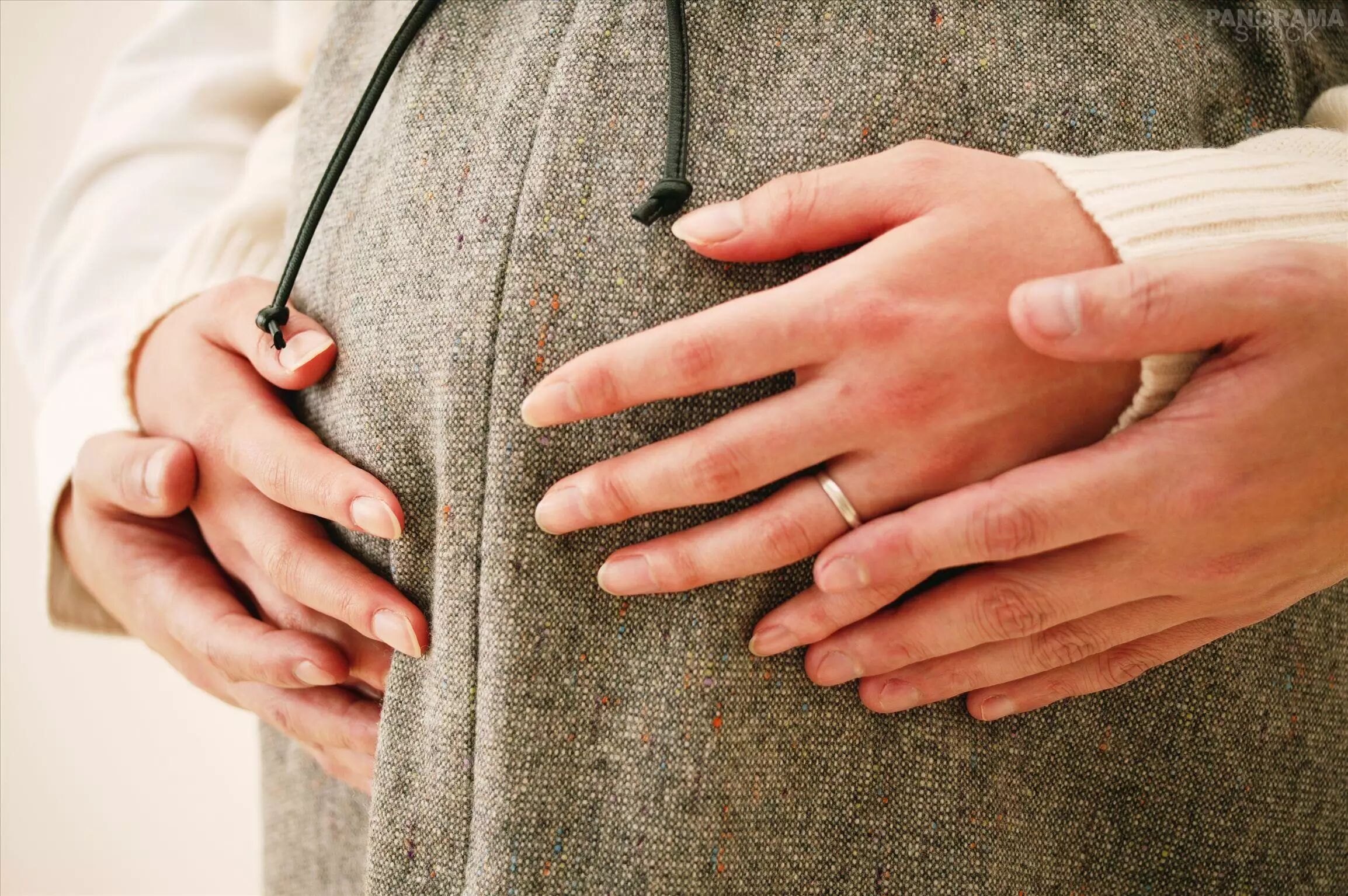 故事 怀孕了,父母不同意就想隐婚?看了他们的结果你再想想-怀孕期