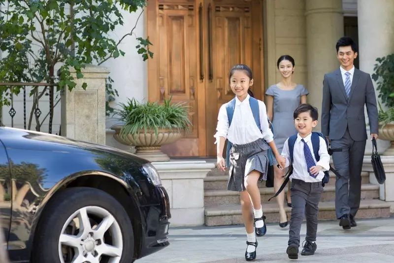 中国教育的反思:子把父当马、父望子成龙,我们在教育上...