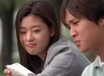 全智贤小时候竟然长这样 好担心肚子里宝宝的长相!