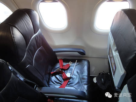 你不应该向后倾靠你飞机座椅的四个原因 你不应该向后倾靠你飞机座椅的四个原因