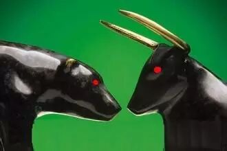 黄渤都来炒股了,股市网红大V一个唱多,一个唱空!