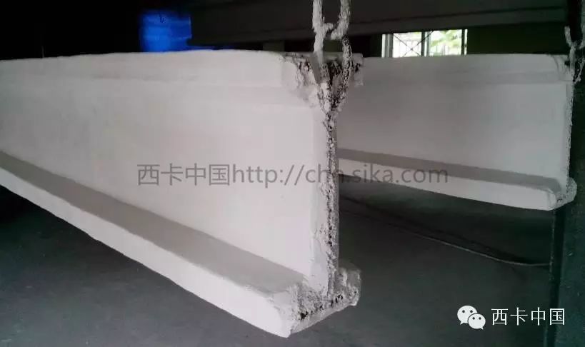 非膨胀型防火涂料 主要由水泥,玻化微珠, 海泡石绒等无机材料组成.