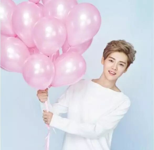 【兰蔻衡水首家正规授权店】“轻”使者-鹿晗演绎“轻”...