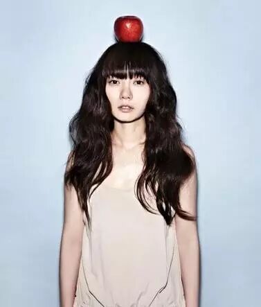 裴斗娜:不亲切的金子