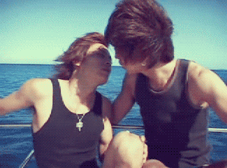 【kiss】嘿嘿,原来接吻有这么多好处!