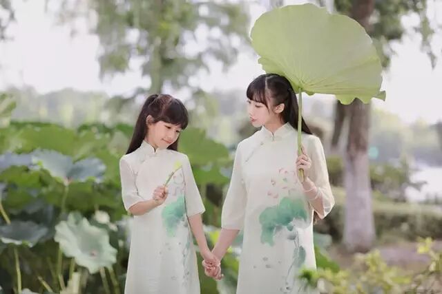 曹操说:小乔,我最欣赏你的茶艺了！