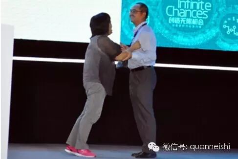 2014年大发快3互联网
大会都这么玩, 真是醉到不能自然醒