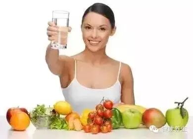 ??水是最好的药! 1.76复古传奇网页版夏天你知道该怎么喝水吗?新闻