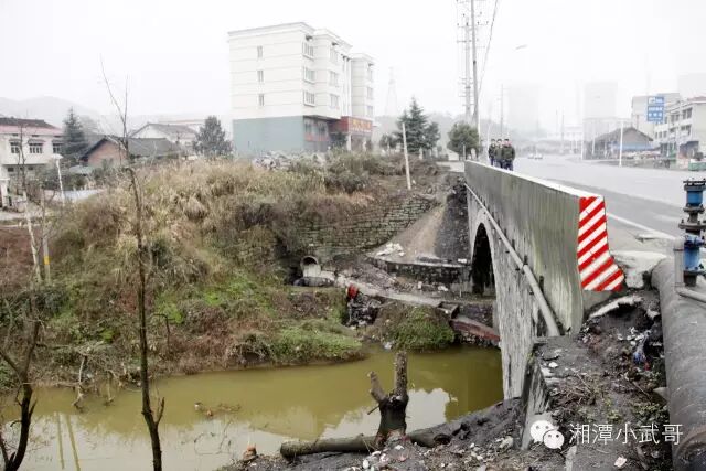 三A公司柳溪河排口。