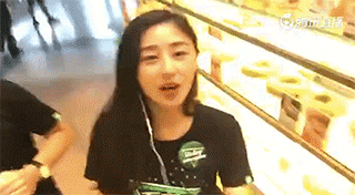 图片[4]-直播丨什么情况？“潘玮柏”空降面包新语当店员了？-SWAGGIN (斯威戈因) 官方网站 www.Swaggin.cn