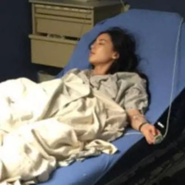 独家:杨子详解黄圣依晕倒事件始末 将于两天后回国