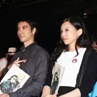 音乐人刘天健追思会,王力宏携孕妻现身 赵传数次泪奔