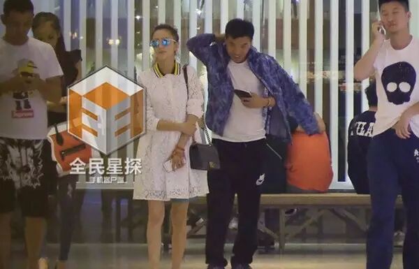 佟丽娅宣布怀孕,陈思诚头顶验孕棒自我调侃-怀孕期