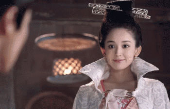 相比出色的外形,唯美的造型,古力娜扎的演技似乎就没那么容易得到