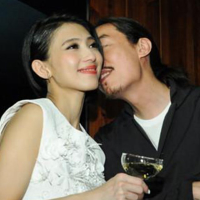 36岁戴佩妮自曝已嫁圈外男友 12月底台北办婚宴