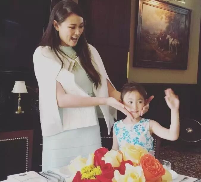 李小鹏首次公布二胎宝贝照片,＂奥利奥＂是个boy-怀孕期