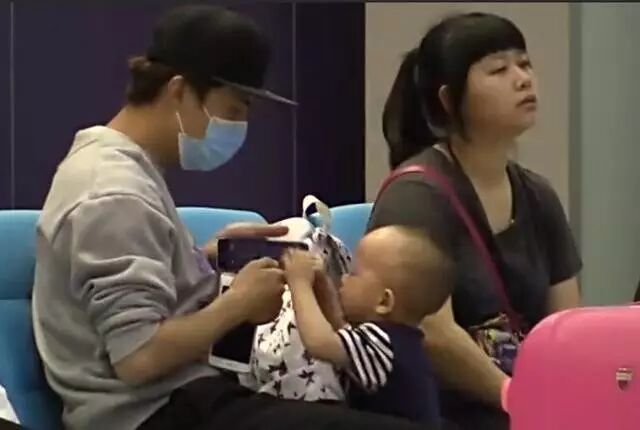 316继续打假:宋仲基女友、马天宇私生子、张歆艺怀孕全是假!消!息!-怀孕期