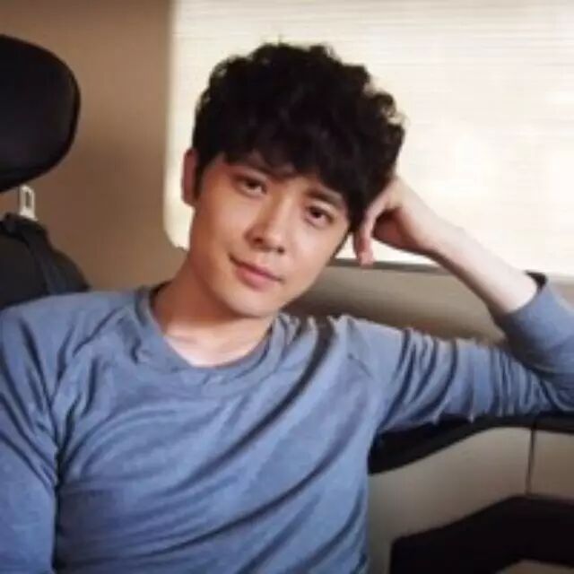 付辛博＂多角恋＂发酵  再搭女演员疑脚踏四船