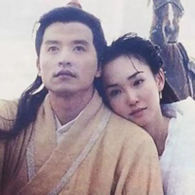 43岁范文芳昨产子 新加坡版神雕侠侣成三口之家