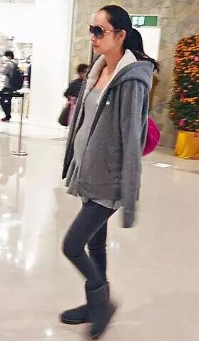 吴佩慈二胎疑怀男孩 有望结束单亲正式嫁豪门-怀孕期