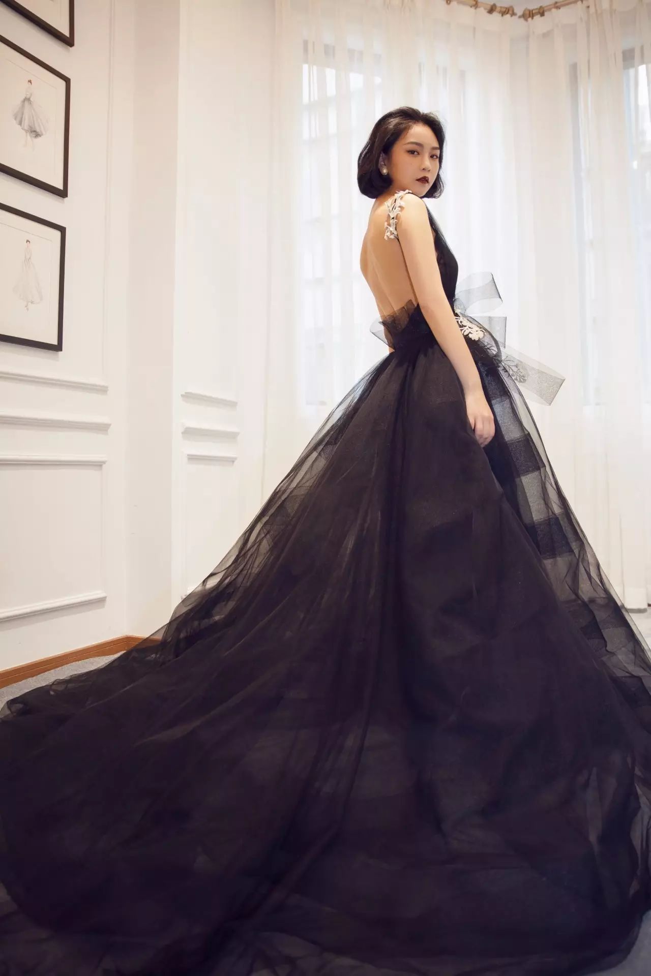 dresscode没穿过上好的礼服涂过大胆的唇色聊什么精彩人生