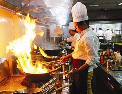 红血丝怎么修复？