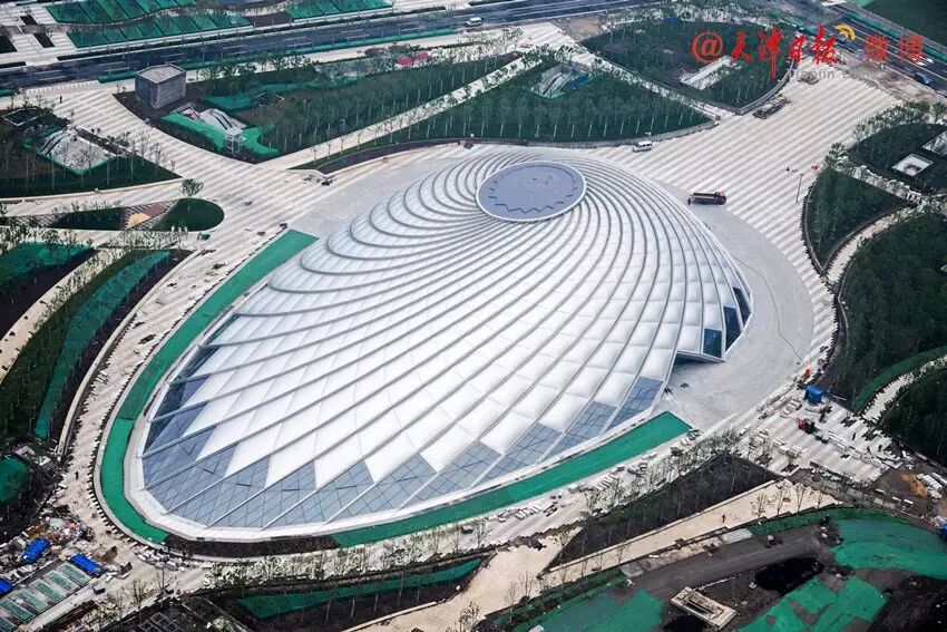 于家堡高铁站完工 滨海