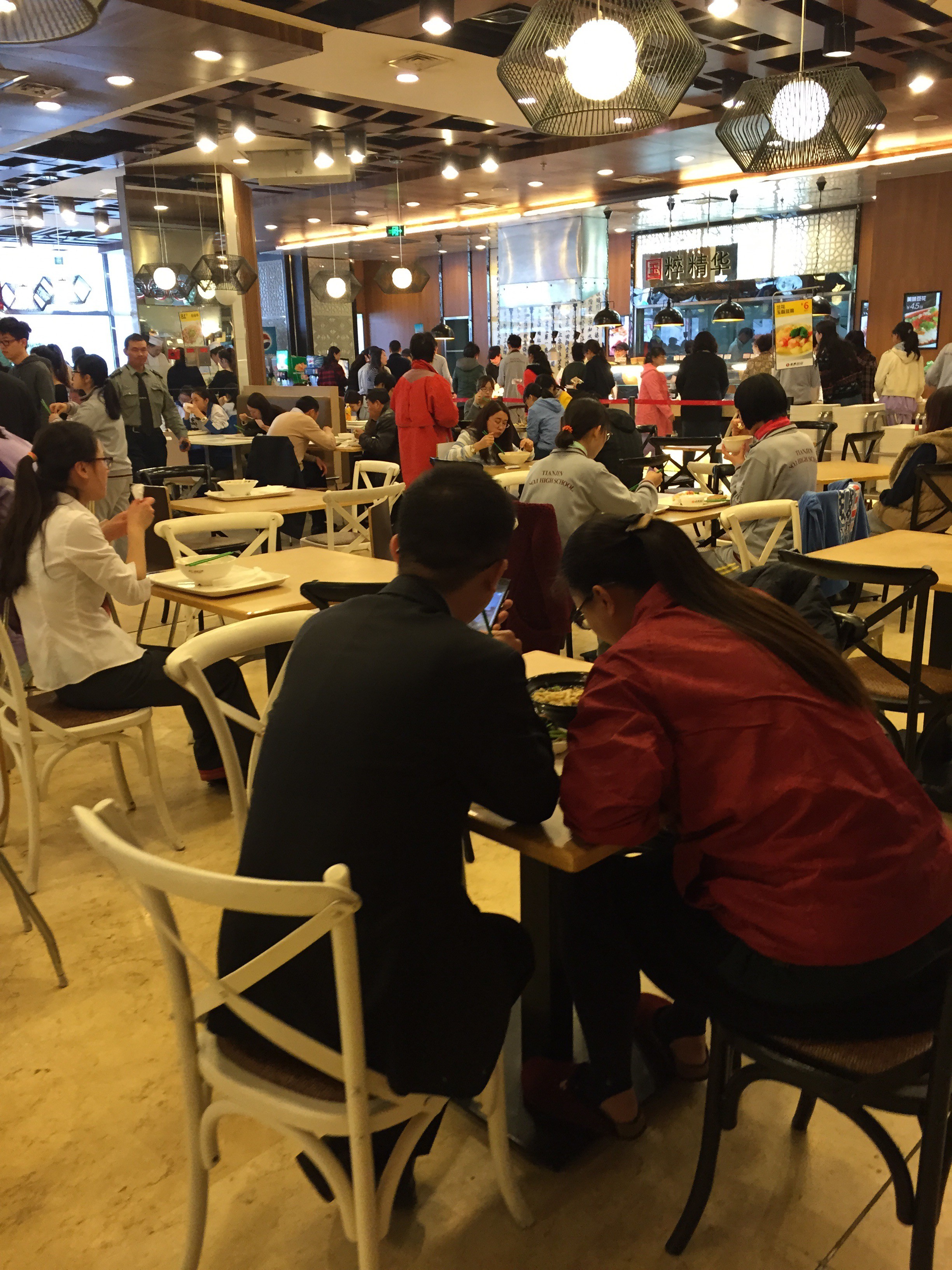 求证:商场接连关门，津乐汇也挺不住了？