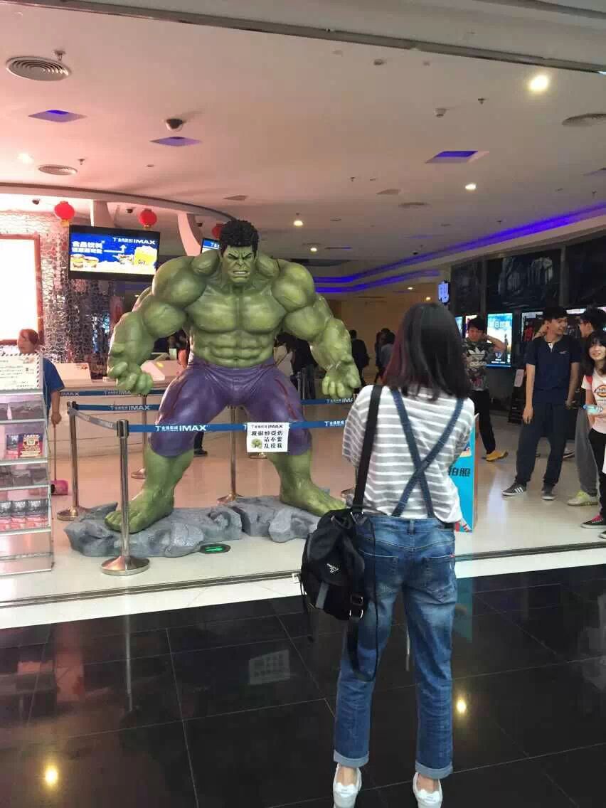 津城多家影院人满为患 漫威迷吐槽字幕