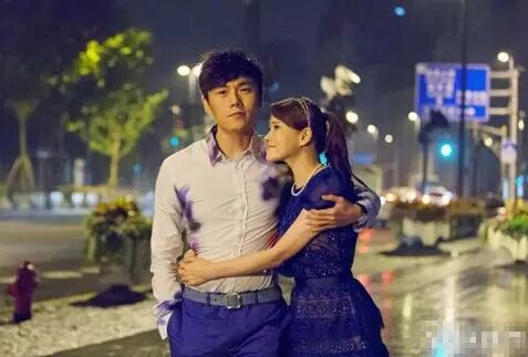 46岁伊能静小肚微隆再次怀孕?真是为爱甘当高龄产妇啊……-怀孕期