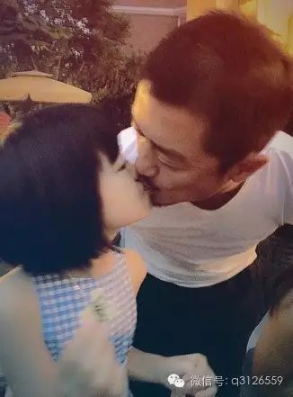 他曾是王菲丈夫生意受挫离婚打人 李亚鹏仍是好父亲
