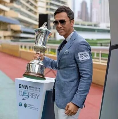 甄子丹出席2016《宝马香港打吡大赛》记者会