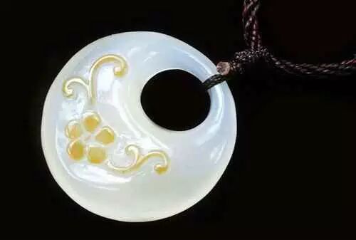 史上最全的挂件寓意,你知道几个?971 / 作者:美丽的梦花 / 帖子ID:107319 史上最全的挂件寓意,你知道几个?971 / 作者:美丽的梦花 / 帖子ID:107319